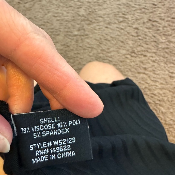 WALTER BAKER Black Abigail Sleeveless Tunic Shirt Top Knit Size M NEW - Picture 7 of 8